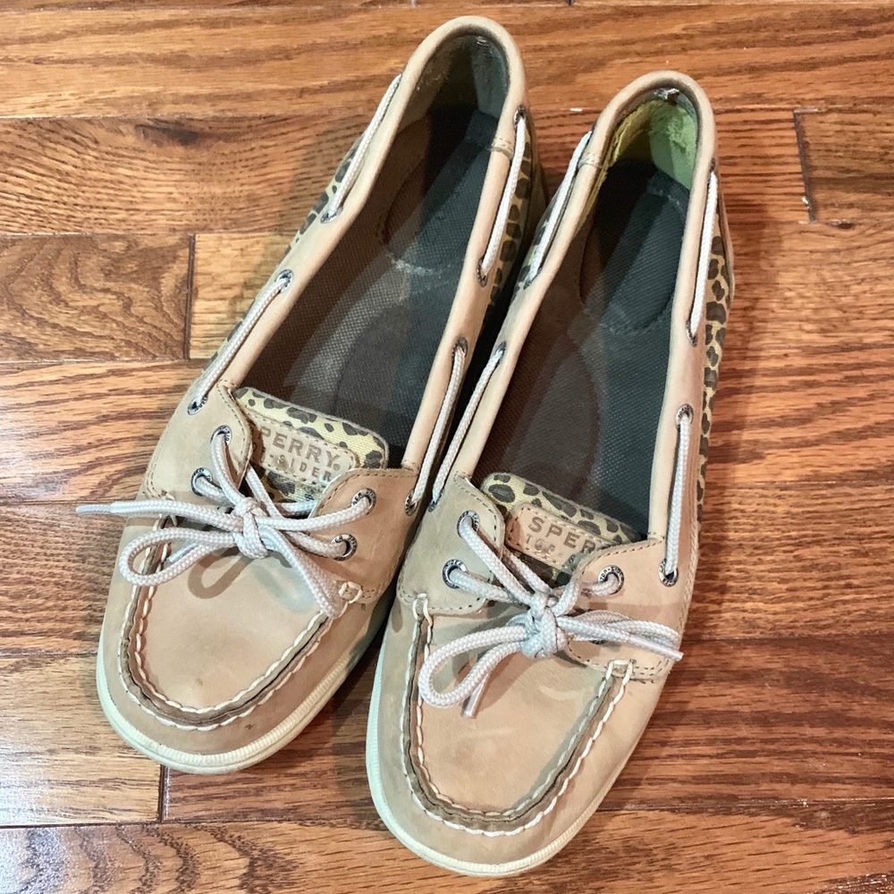 Leopard sperry topsiders